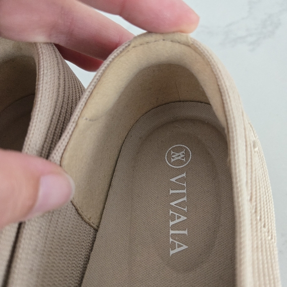 EUC Vivaia Square-Toe Mary Janes Margot Ballet Flats Almond Tan Nude Knit Sz 35 - Picture 3 of 8